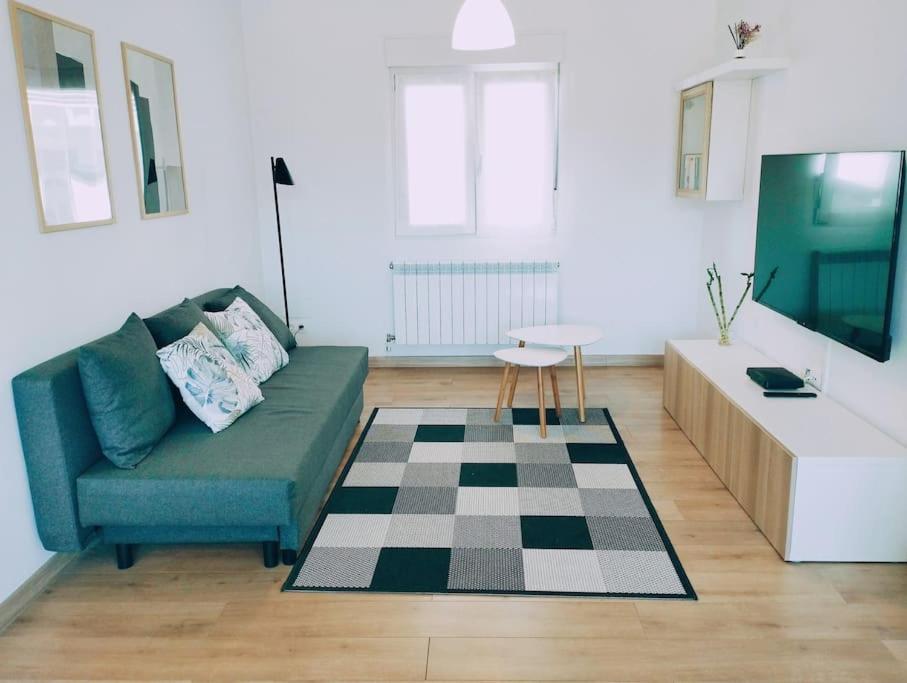 Precioso Apartamento En Pamplona Junto Al Centro Extérieur photo
